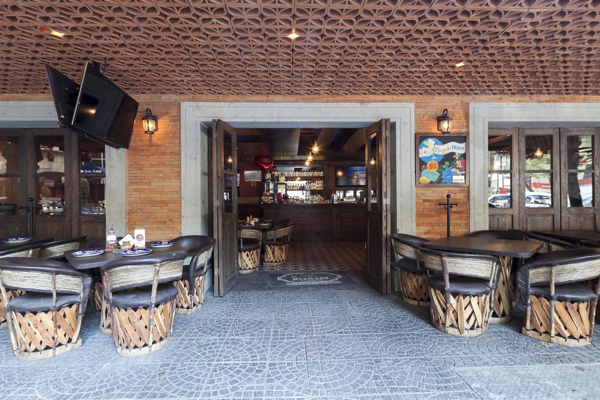 เอ็กเซ สวีท ซาน มารีโน Aparthotel เม็กซิโกซิตี้ ภายนอก รูปภาพ Interior of a restaurant in San Francisco